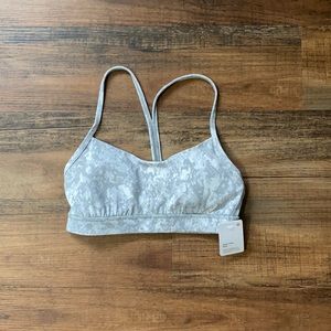 Lululemon Flow Y Bra Size 6
Color - Hideaway Camo Starlight Multi NWT